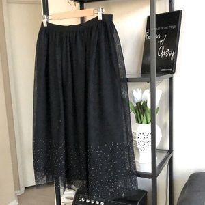 Pleated tulle embellished midi skirt
